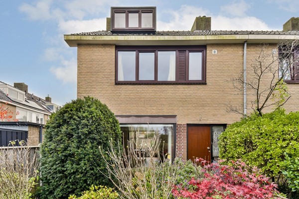Sternstraat 16, Leiderdorp